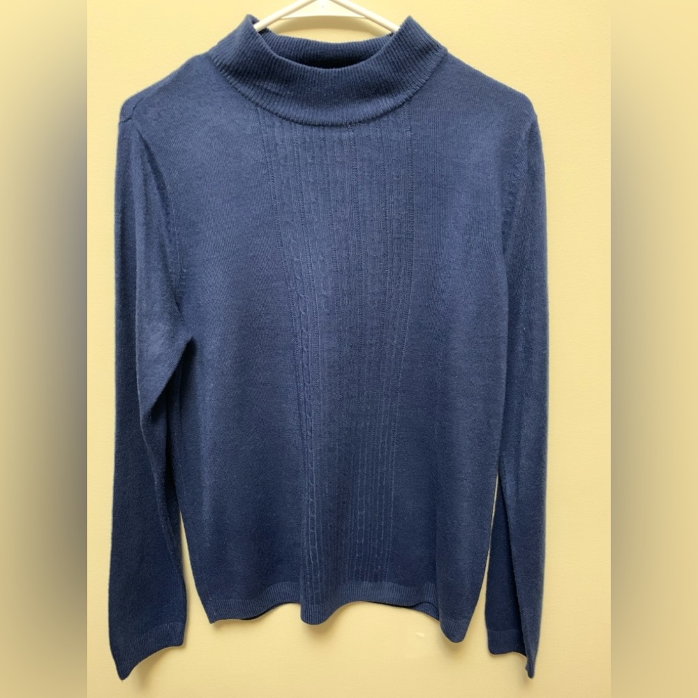 Carroll Reed Light Sweater